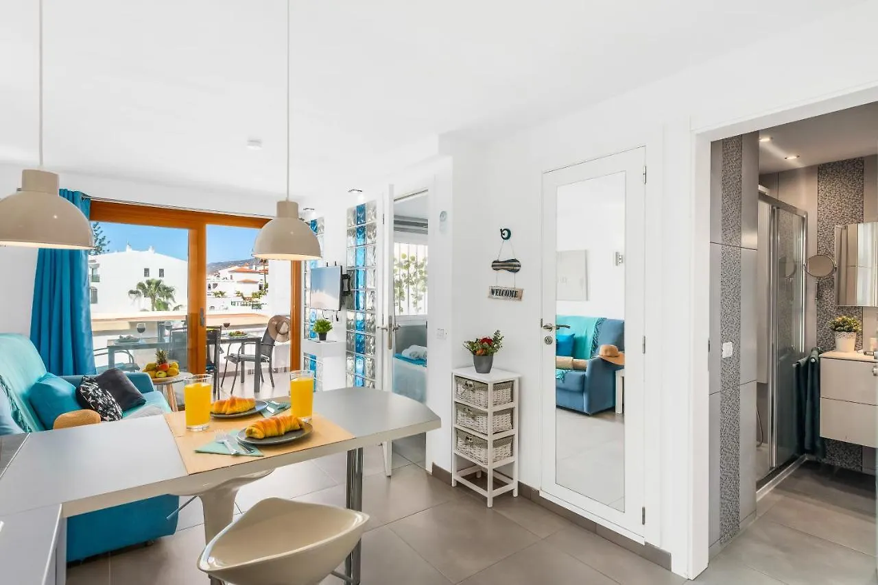B16 Windsor Park, Exclusive Sea View, Heated Pool Apartment Costa Adeje