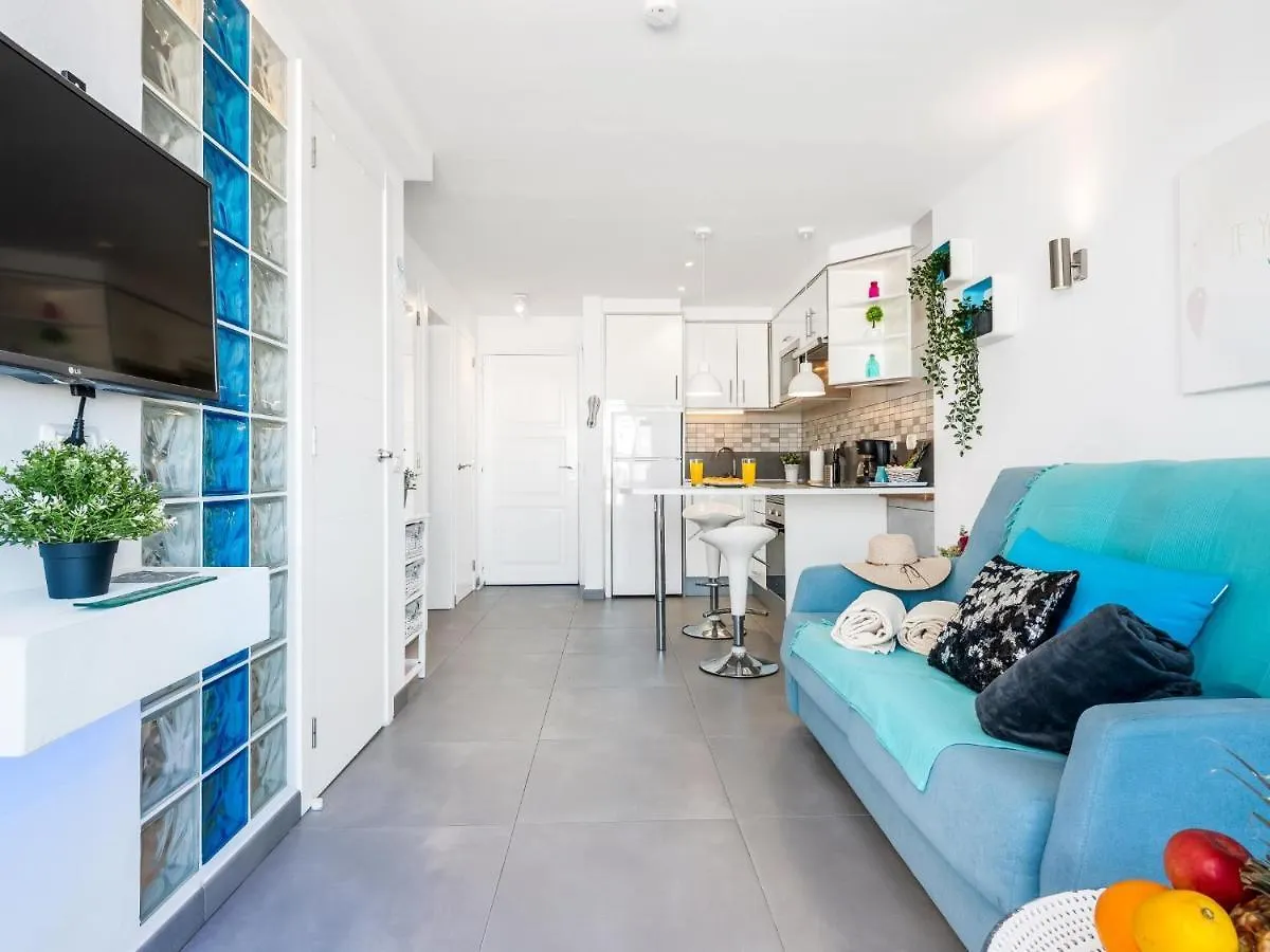 B16 Windsor Park, Exclusive Sea View, Heated Pool Apartment Costa Adeje