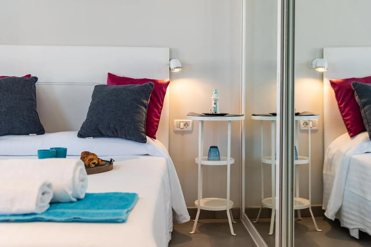 B16 Windsor Park, Exclusive Sea View, Heated Pool Apartment Costa Adeje  Spain